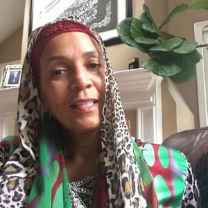 Meet your Posher, Gladys